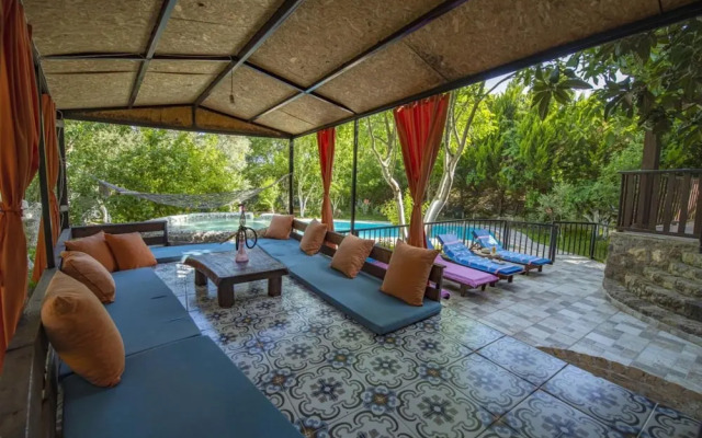 Peaceful Villa With Private Pool and Garden in Fethiye