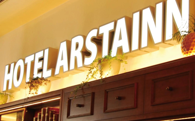 Hotel Arstainn
