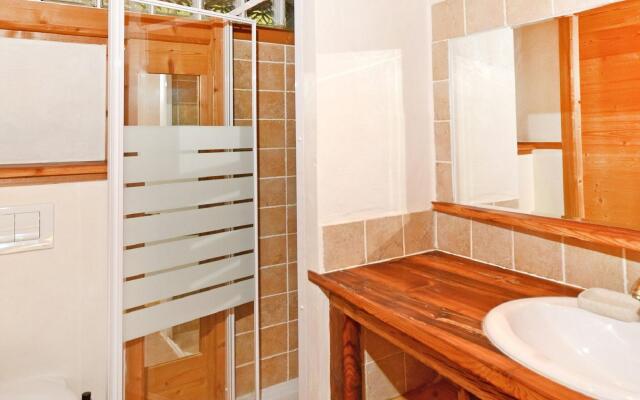 Chalet of Character Just 150 Meters From the ski Lifts