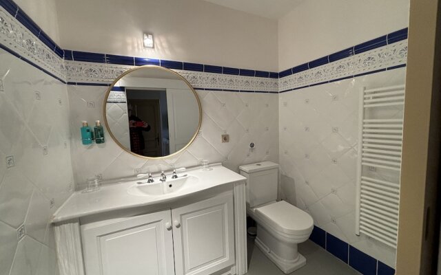 Chateau de Roquelune