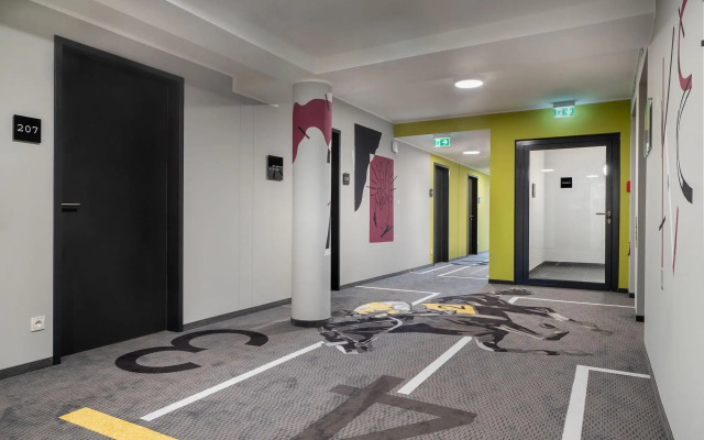 Holiday Inn - the niu, Fury Aschheim Messe by IHG