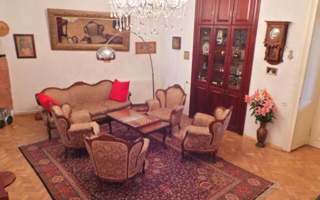 Ias Homestay