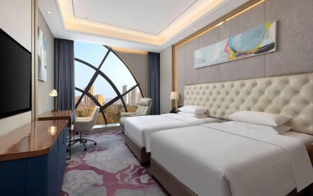 Ramada By Wyndham Zhumadian West Station – Guest Rooms – Zhumadian