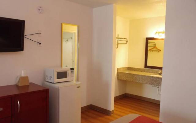 Executive Inn