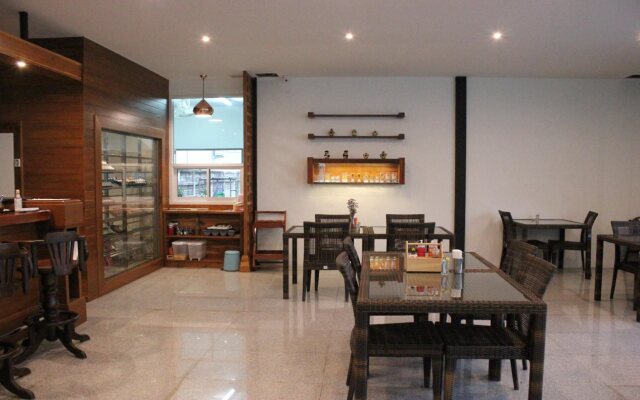 Kanchanaburi City Hotel
