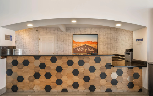 Best Western Plus King's Inn & Suites