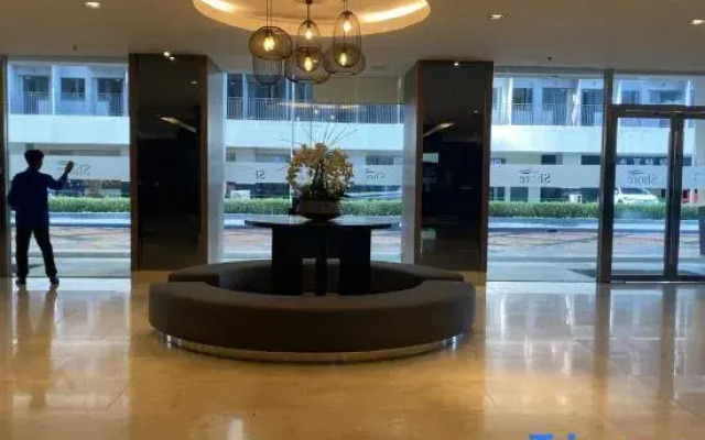 Shore - Spacious Room with Balcony 52D