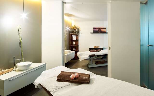 Radisson Blu Balmoral Hotel, Spa