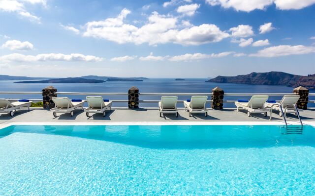 Oia Suites