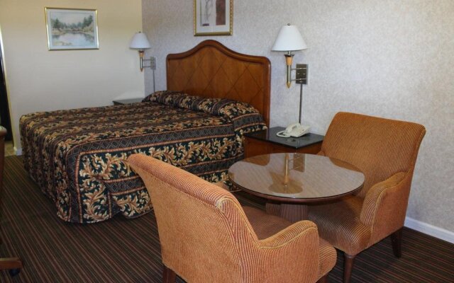 Travelers Inn