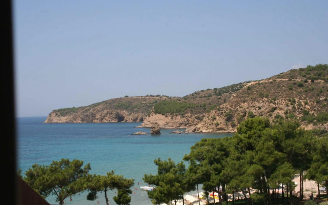 Royal Paradise Beach Resort & Spa