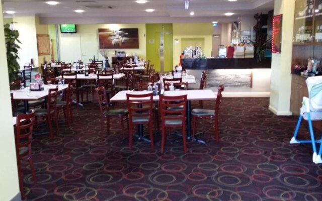 Warners Bay Hotel