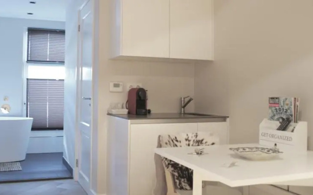 Modern Studio in a Central Location