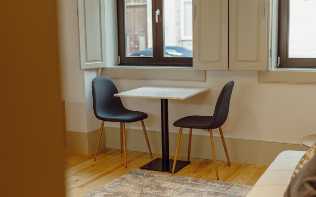 Legacy Oporto Design Apartment A by Vacationy