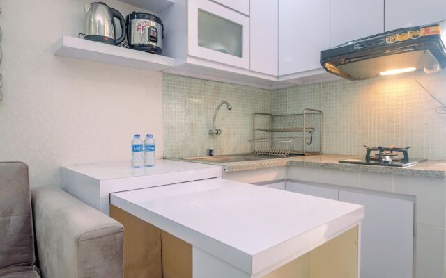 Simple And Cozy Living 2Br At Cibubur Village Apartment