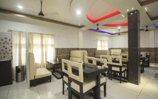 Oyo 17215 Garg Residency