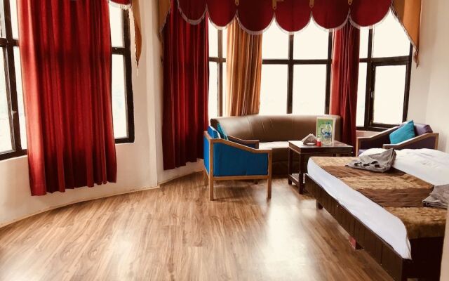 Hotel Hadimba Palace Manali
