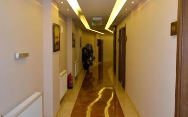 Engin Otel