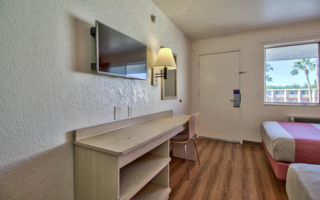 Motel 6 Youngtown, AZ - Phoenix - Sun City