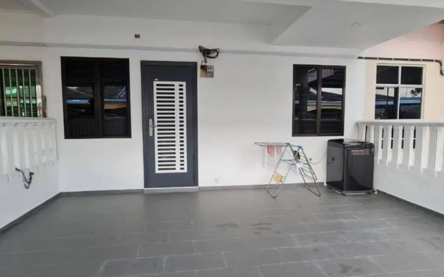 Voon 4 bedroom homestay Mersing