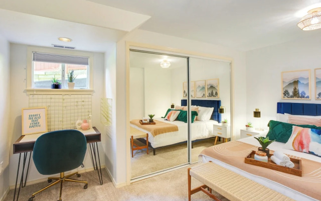 Updated Tacoma Home w/ Fire Pit!