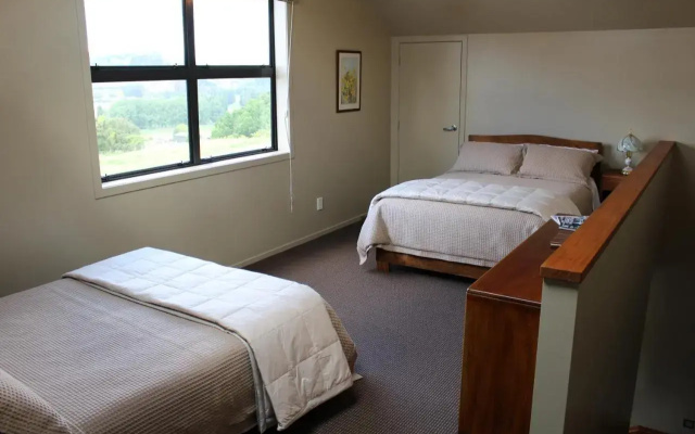 The Loft at Te Kumi Tirohanga