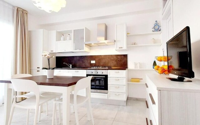 Whiteblue House con Giardino