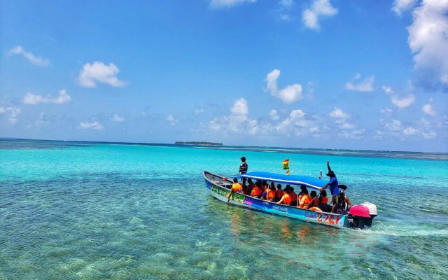 San Blas Private Over-the-Water Cabin