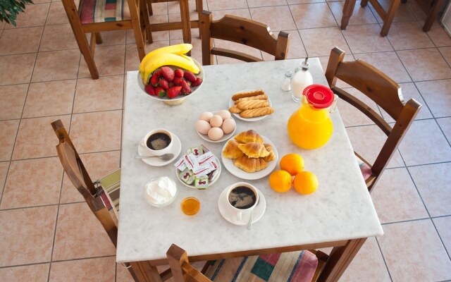 Hotel Athina