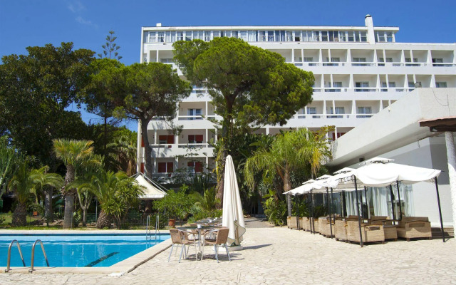 Abamar Hotel