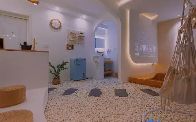 Weidingmao Apartment