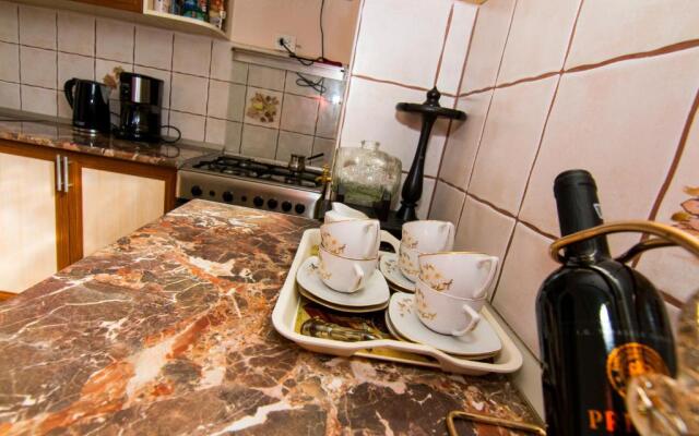 Beautiful Apartments in Villa near Airport