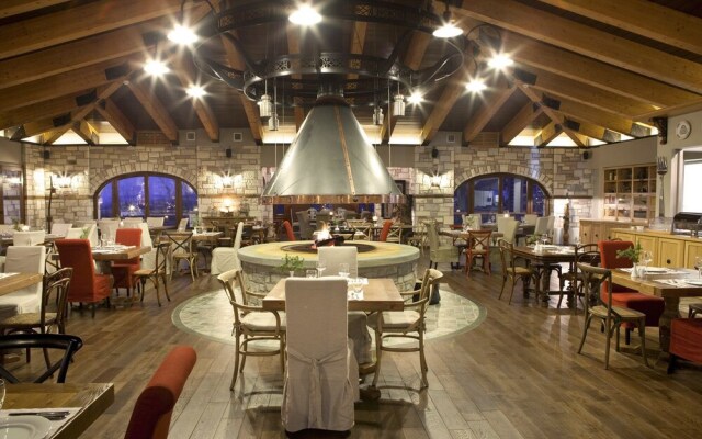 Kazarma Lake Resort & Spa