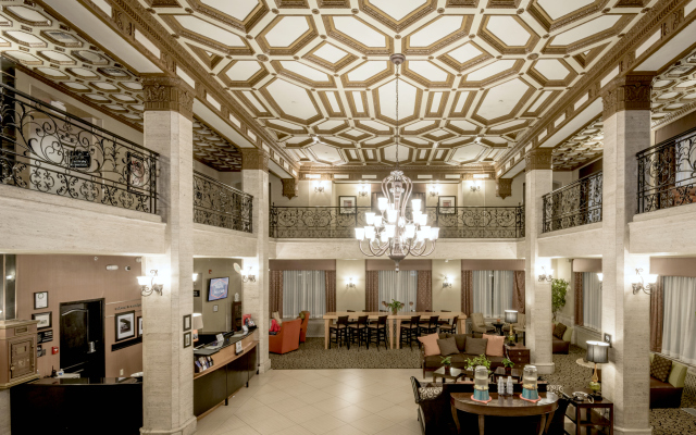 Hampton Inn & Suites Montgomery-Downtown