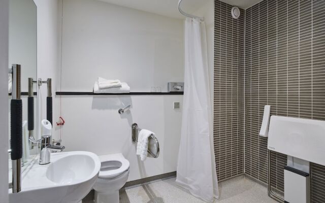 Holiday Inn Rugby-Northampton M1, JCT.18