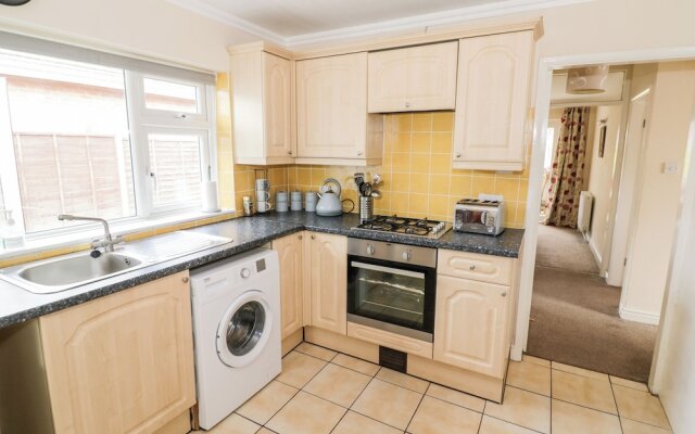 Lynsted Lodge