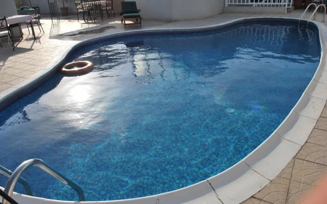 Al Deyafa Hotel Apartments 3