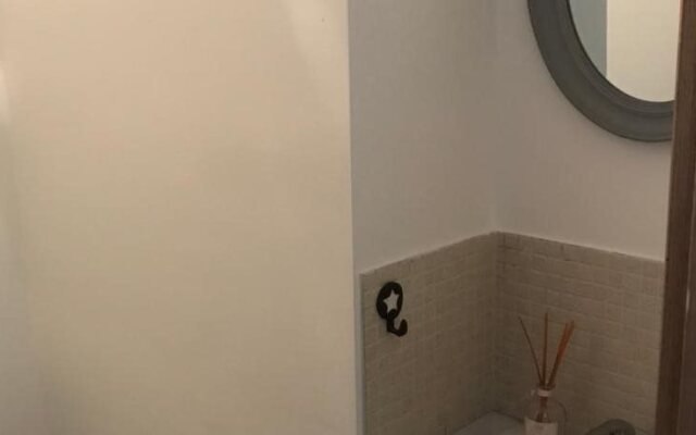 CHAMBRE D HOTES LE MAS DES LIMITES à ROGNONAS