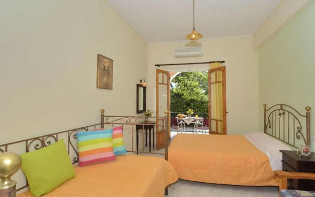 Loukas Inn Family Resort
