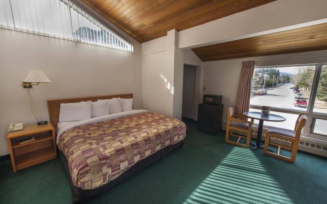 The Dorothy Motel