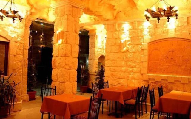 Cilicia Hotel