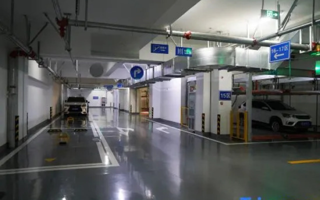 Changxia Longju Hotel