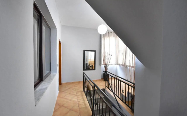 Hotel vila 12