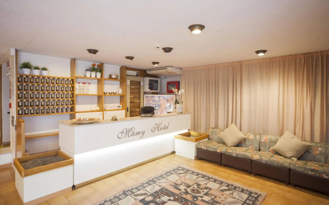 Hotel Mamy