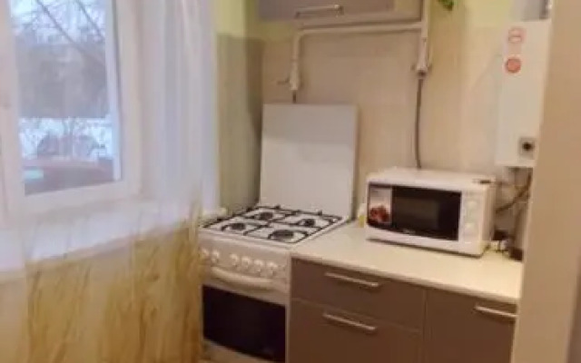 Desyatinnaya 4 Apartment