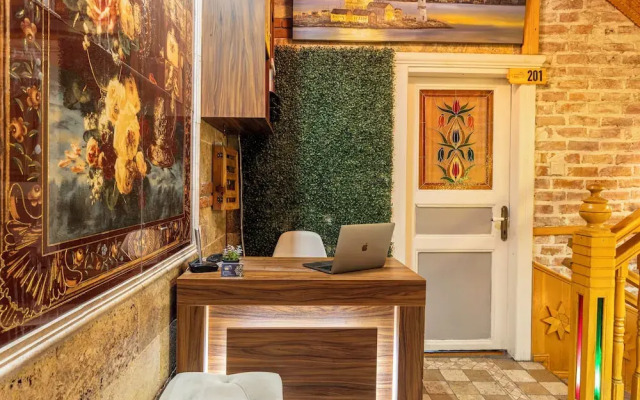 Astra Boutique Hotel