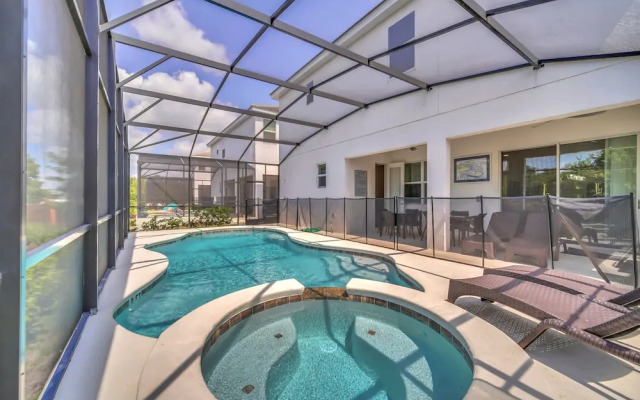 Stunning Bright Family Home Sleeps 25 Bl102