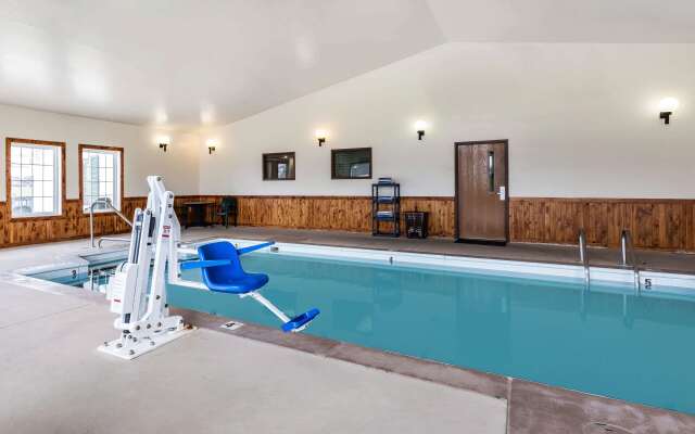 Econo Lodge Inn And Suites Dickson