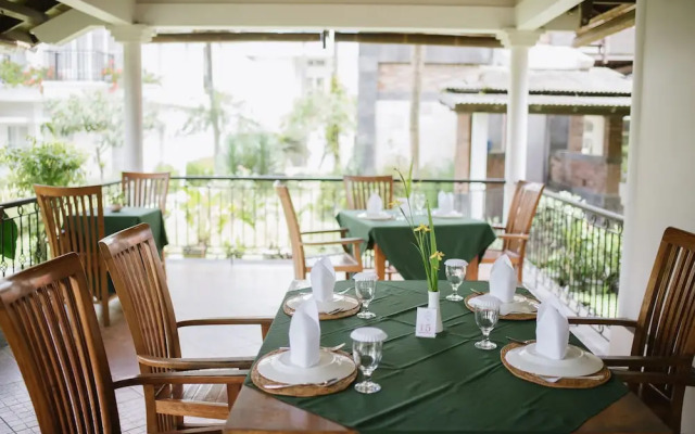 Sevilla Resort