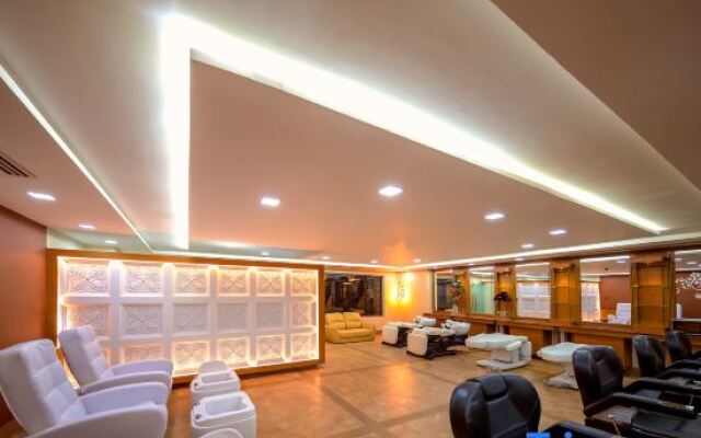 Royal Swiss Lahore